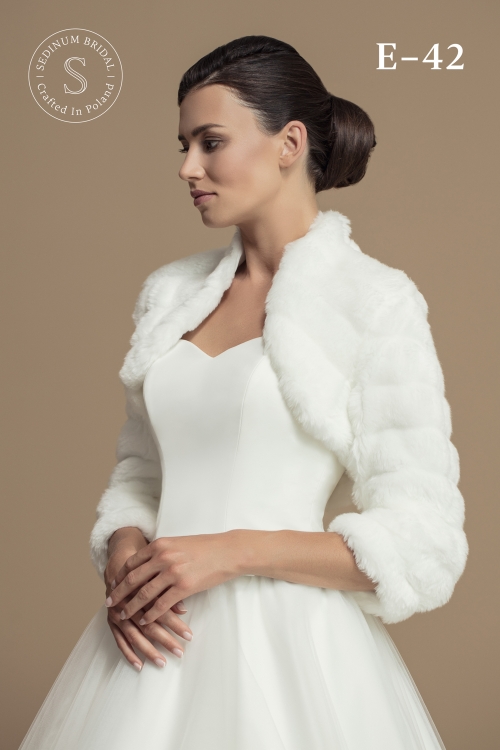 Bridal stole E-42